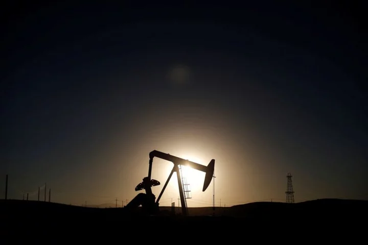 Oil up on expected U.S. oil stock drawdown, but China gloom tempers gain