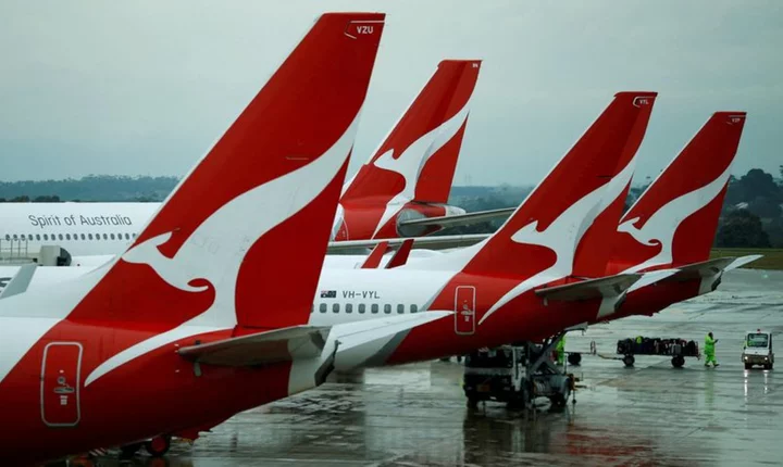 Aussie regulator takes Qantas to court for selling cancelled flights' tickets