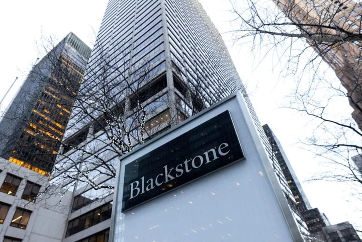 Exclusive-Blackstone's Horizon head Scott Bommer to leave company