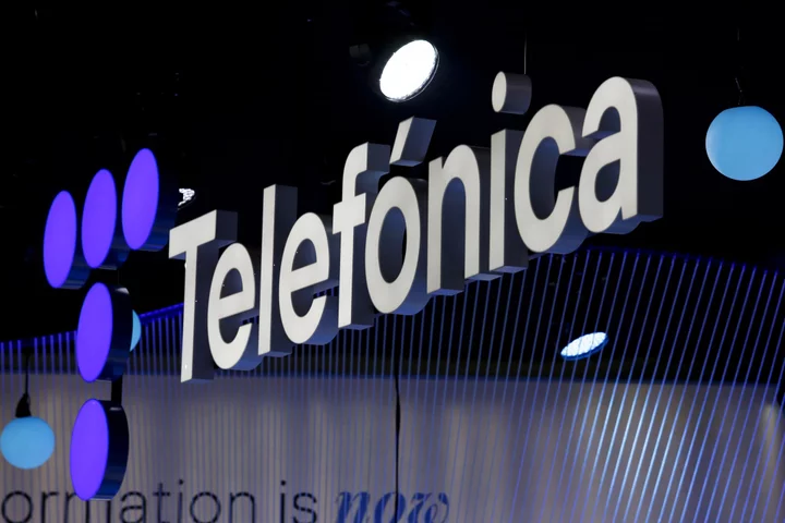 Saudi Telecom Buys $2.25 Billion Stake in Spain’s Telefonica