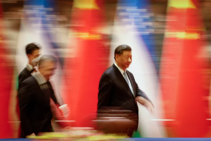 Xi Says China Ready to Help Central Asia Boost Defense, Security