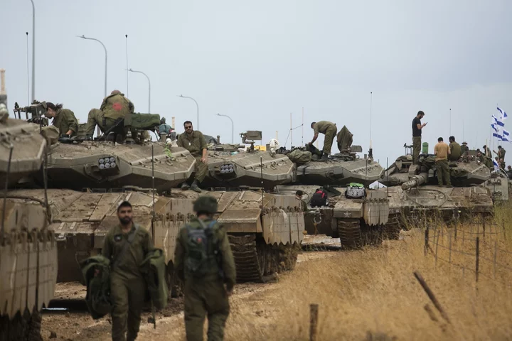 US in Frantic Bid to Avert Wider Israel War After Iran Warning