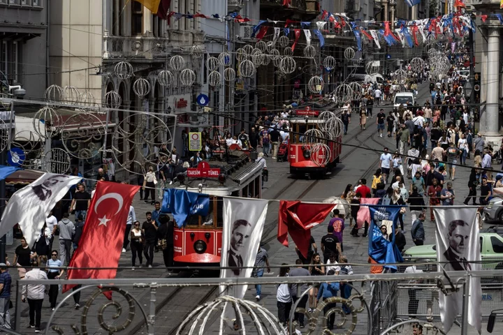 Erdogan Names New Central Bank Governor Who May End Unusual Policies