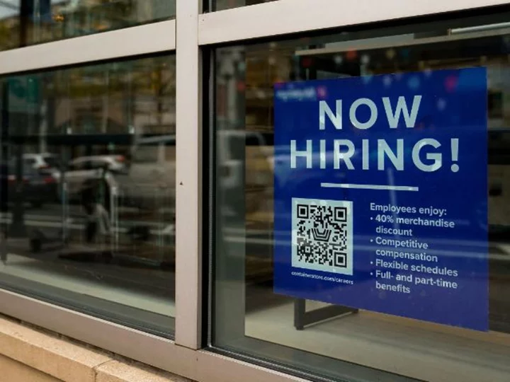 US job openings unexpectedly grew in August