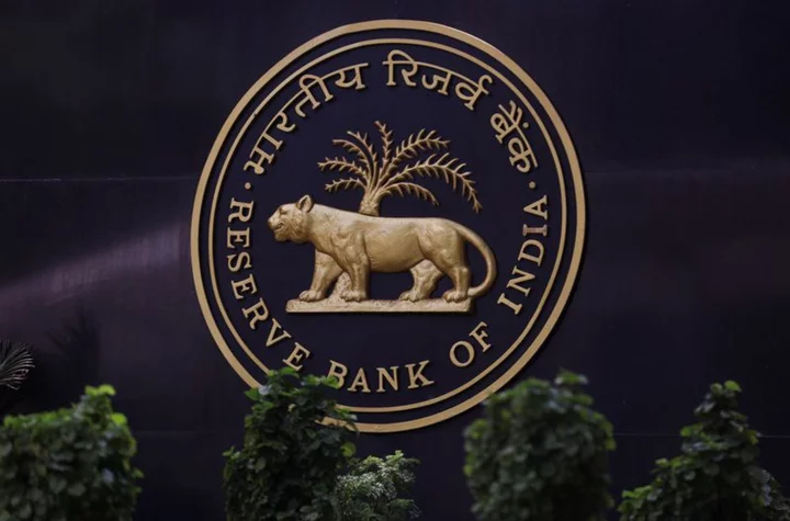 India cenbank sold net $3.86 billion in spot forex market in August – bulletin