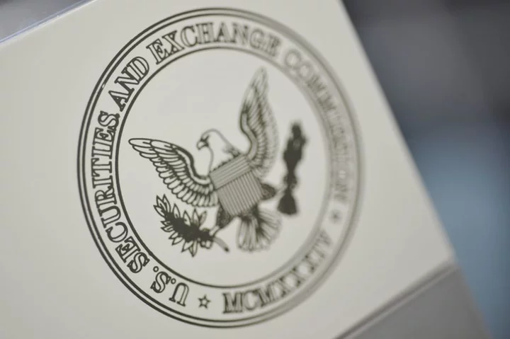 SEC says Clear Channel Outdoor Holdings settles charges of bribing Chinese officials