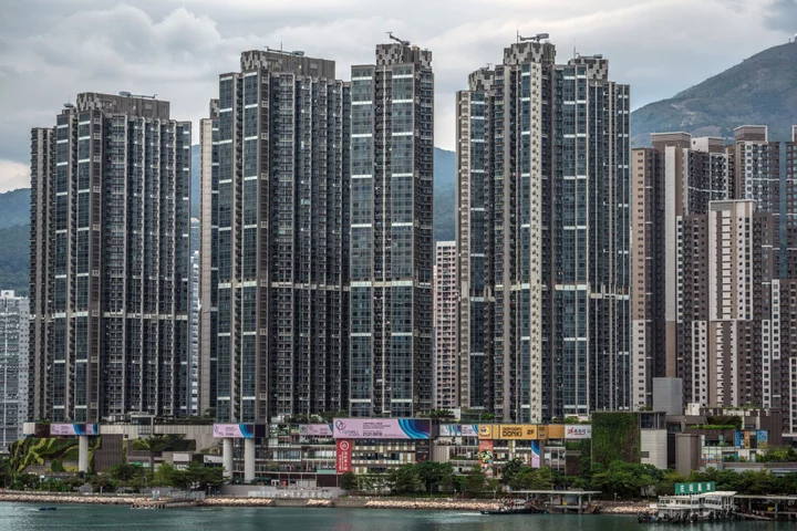 Hong Kong Relaxes Mortgage Rules as Property Market Falters
